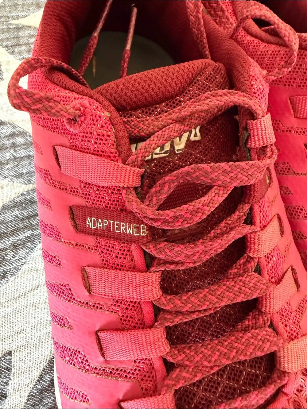 Inov-8 Roclite 290 Women’s Trail Running Shoes Size 9